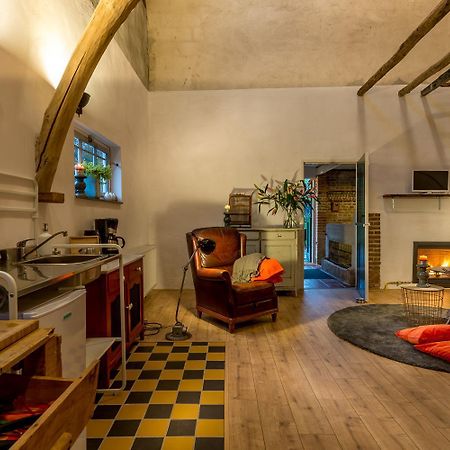 Aan De Holle Weg. Zeer Landelijk Gelegen Verbouwde Stal Tot Woning Nuth Exteriör bild